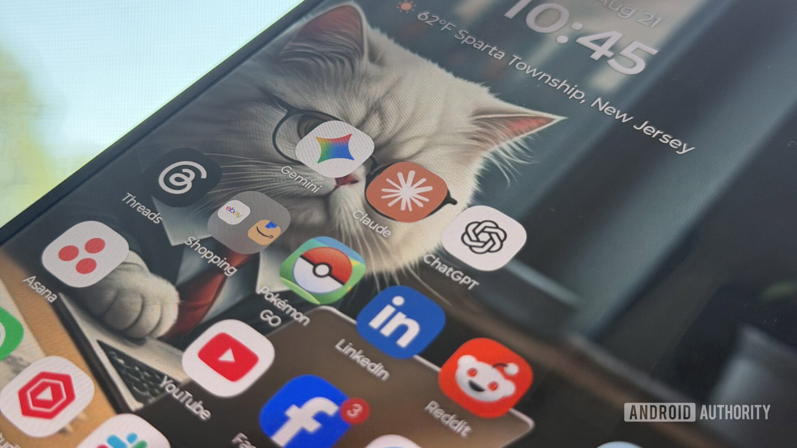 I asked ChatGPT, Gemini, and Claude to pick the best Pixel in 2026 — and none of them agreed
