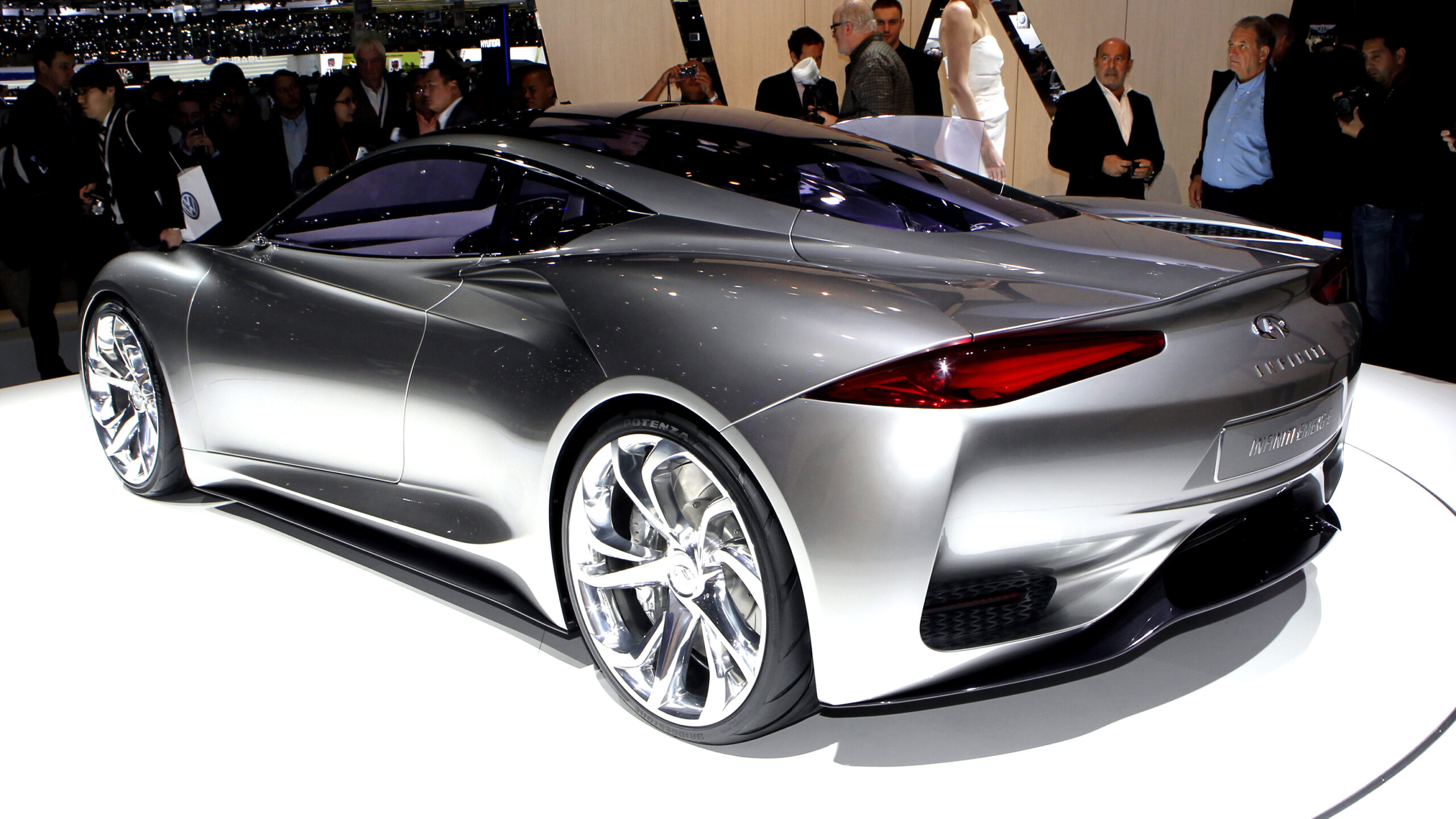 Infiniti’s Coolest Car Never Made Had A Tiny 3-Cylinder That Never Drove A Wheel | Carscoops