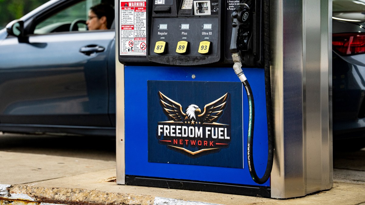 Those Sketchy ‘Freedom Fuel’ Gas Stations Were Selling Stolen Fuel: Lawsuit