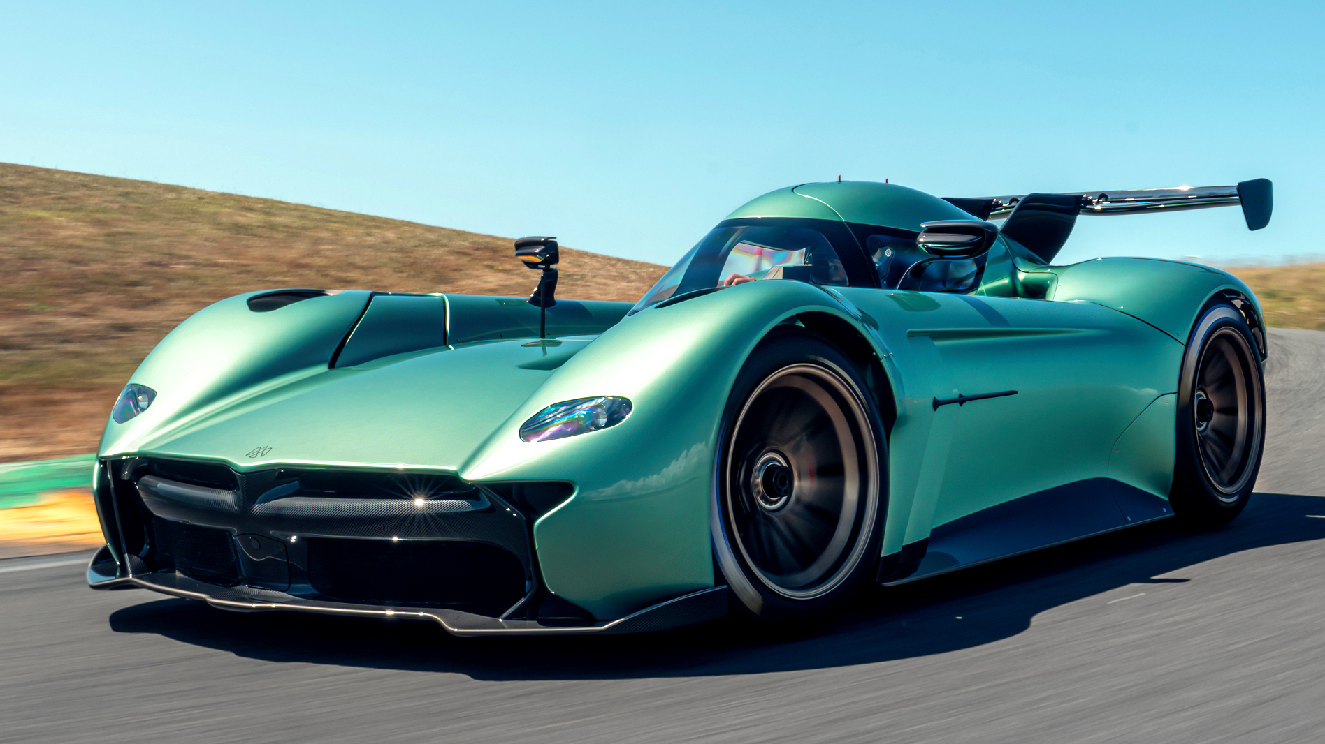 McMurtry’s $1.3 Million Fan Car Debuts At Monterey With 1,000 HP And 3G Of Grip | Carscoops