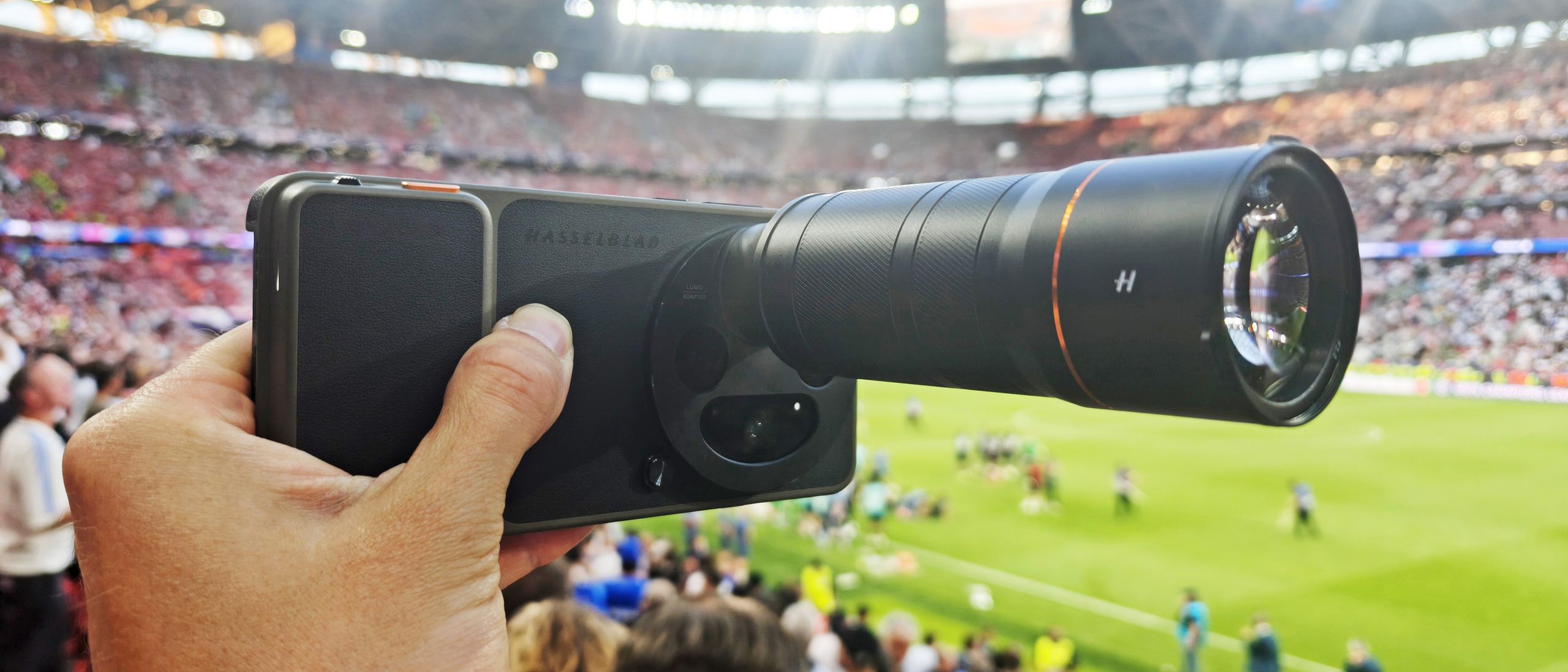 Oppo Hasselblad 300mm Explorer Teleconverter lens review