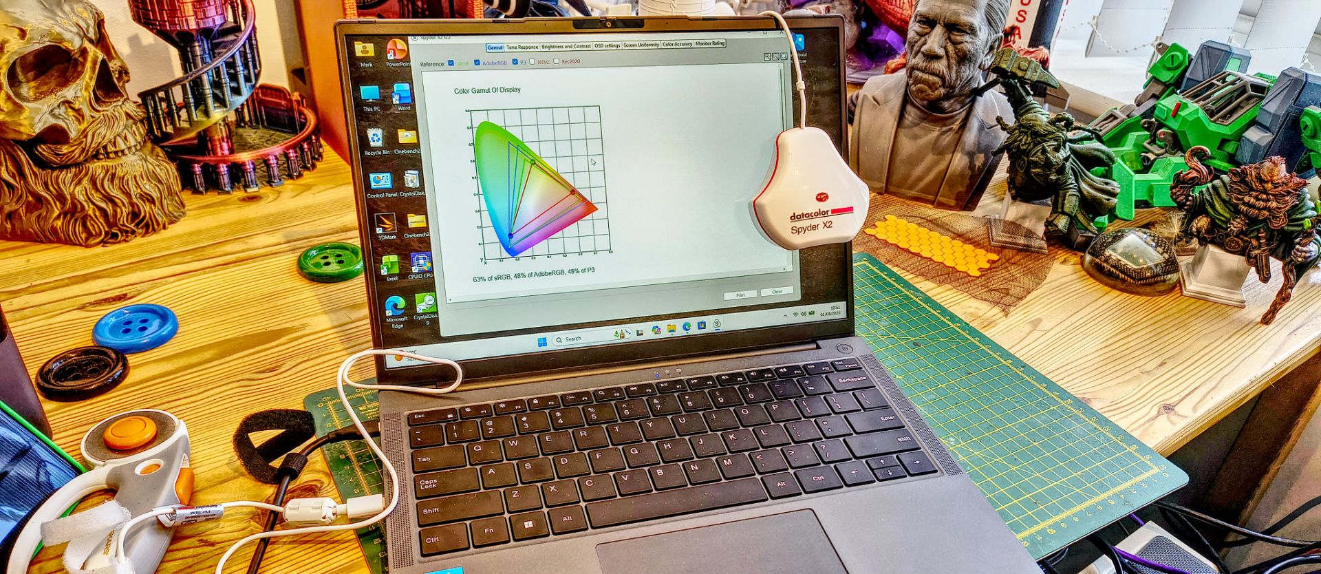 I tested the Chuwi UniBook and found an affordable laptop that comes with a few caveats