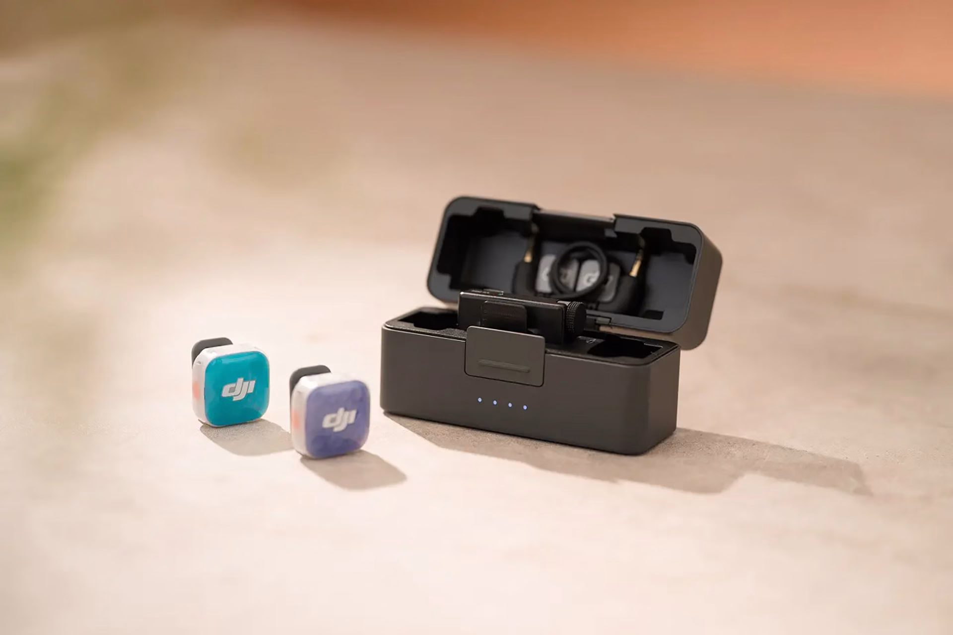 DJI’s Mini mics get a big upgrade with 32-bit float internal recording | DPReview