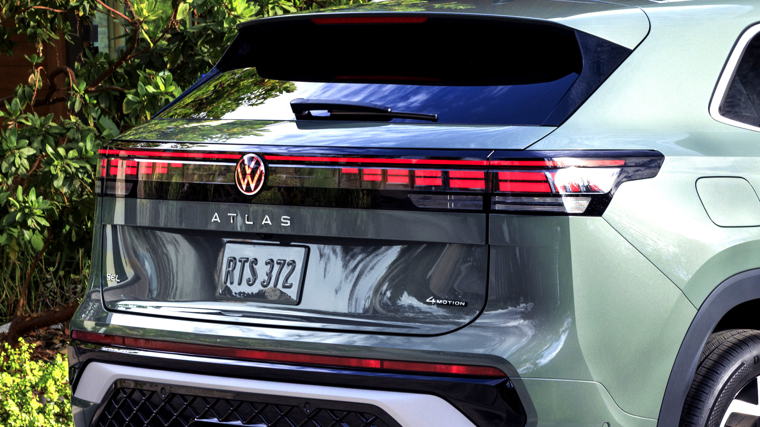 VW’s New Atlas Cross Sport Keeps The Turbo, Loses The Console Shifter | Carscoops