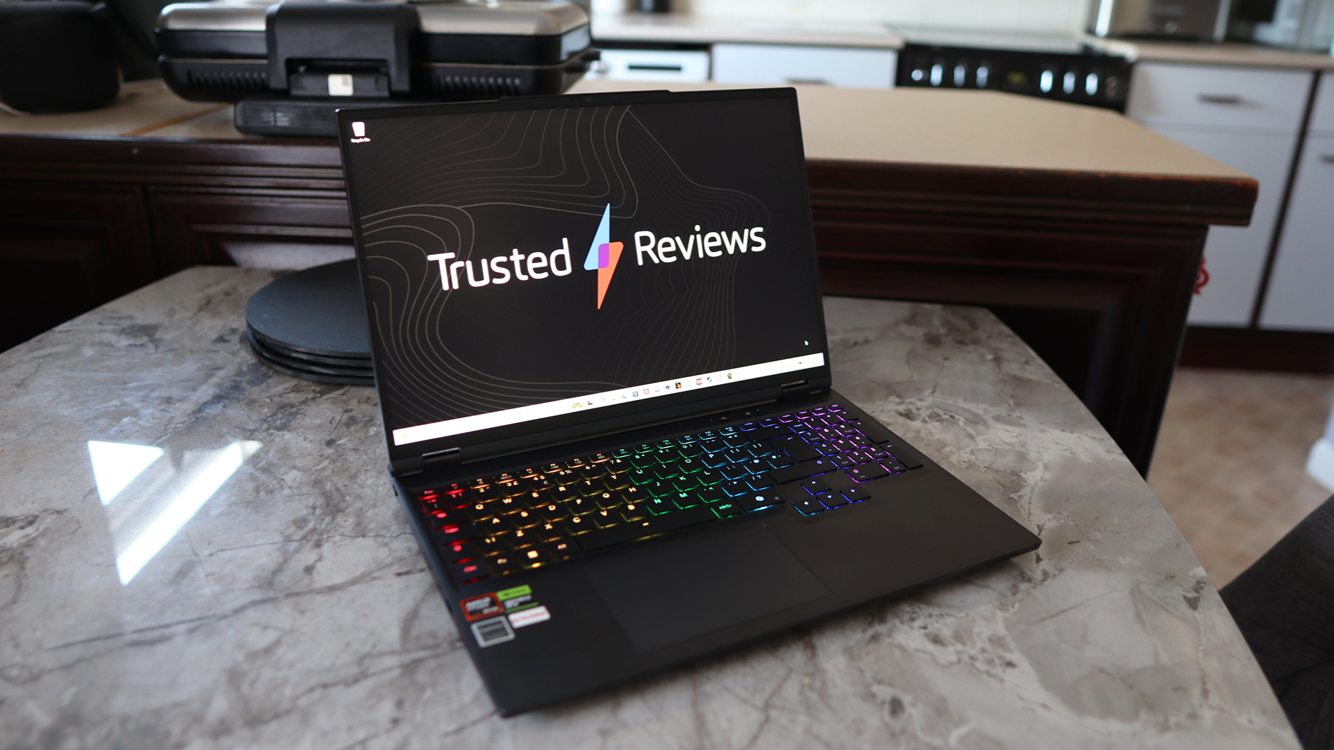 Medion Erazer Beast 16 X1 Ultimate (2026) Review
