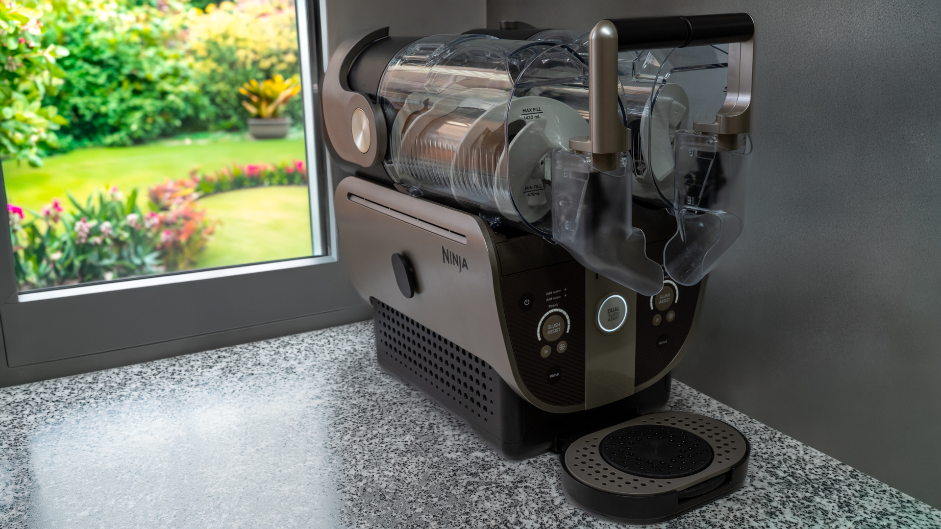 Ninja Slushi Twist Frozen Drink Maker FS702UKBR Review