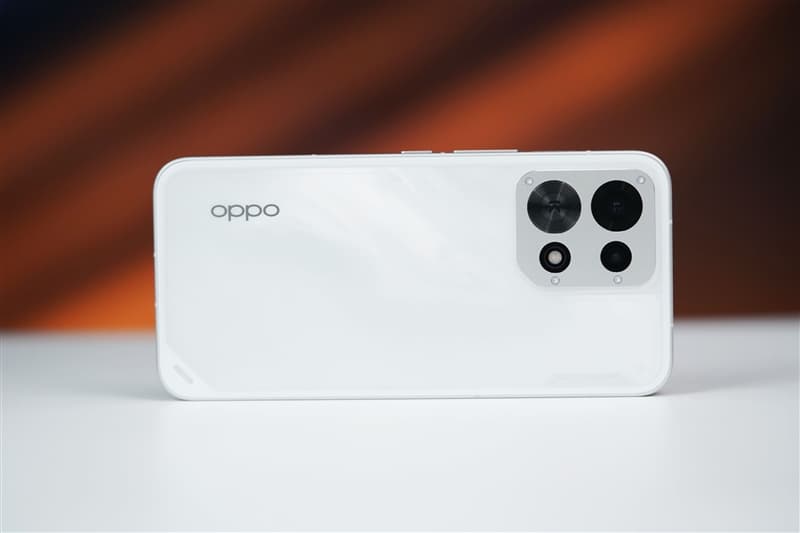 OPPO K15 Review: 8000mAh Battery, Cooling Fan, Dimensity 7360 SUPER & IP69