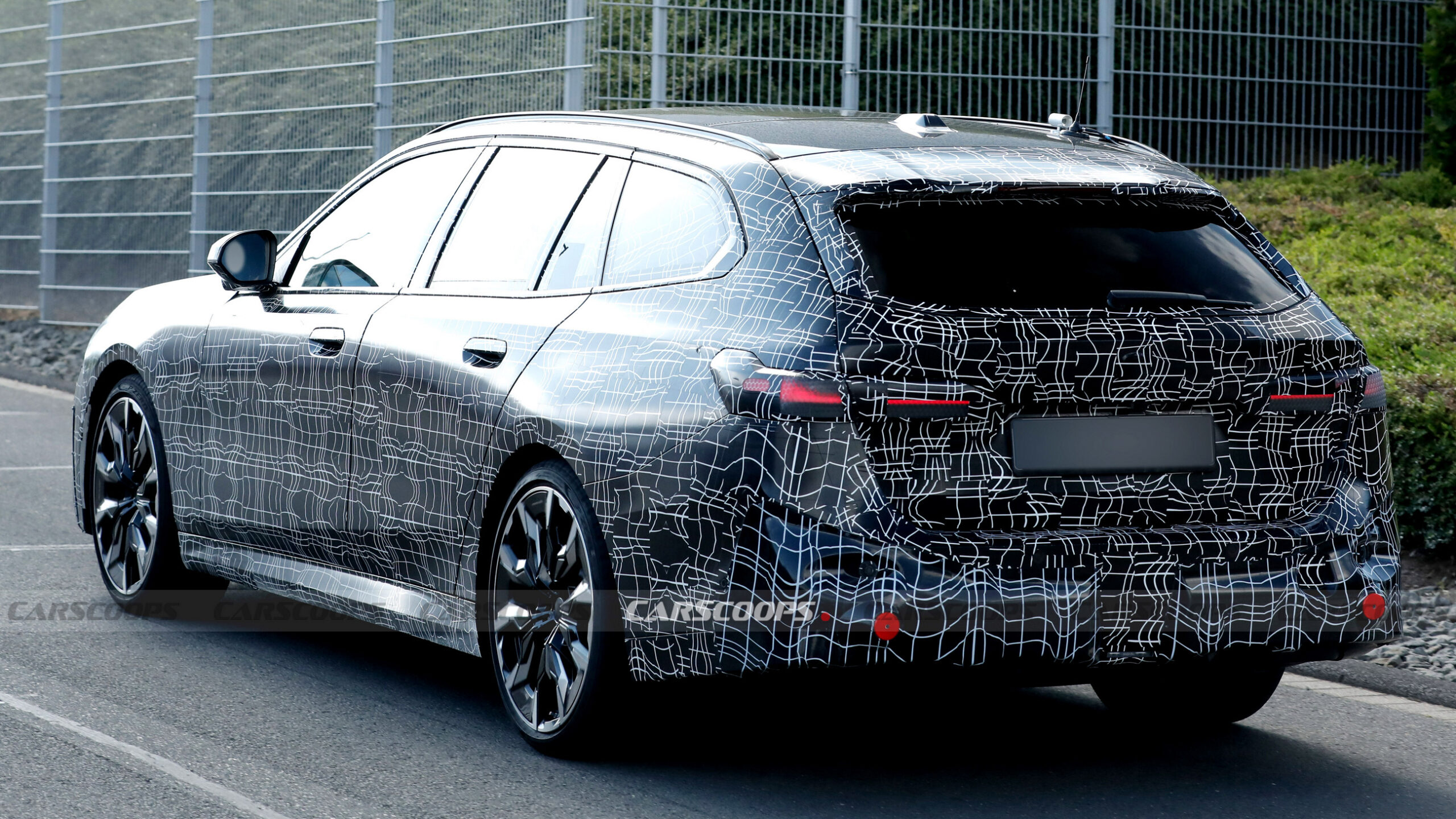 BMW’s Facelifted 5-Series Wagon Is Getting A Neue Klasse Transplant | Carscoops