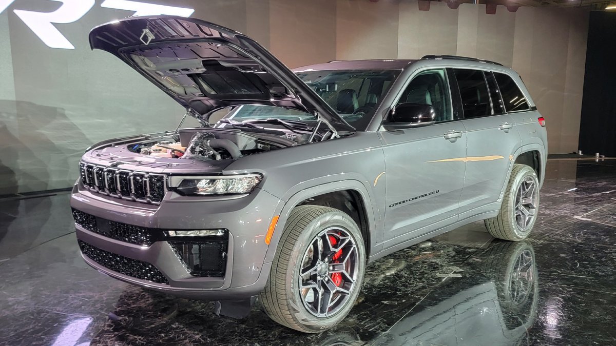 SRT’s New Quick-Spool Turbo Gadget Makes the Hurricane I6 Launch Like a V8