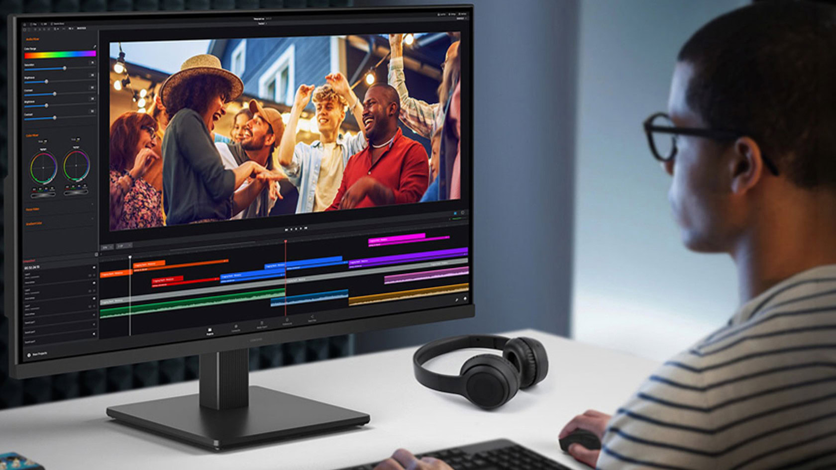Samsung’s new 32-inch ViewFinity S7 gets its 24% first price drop to $219.99