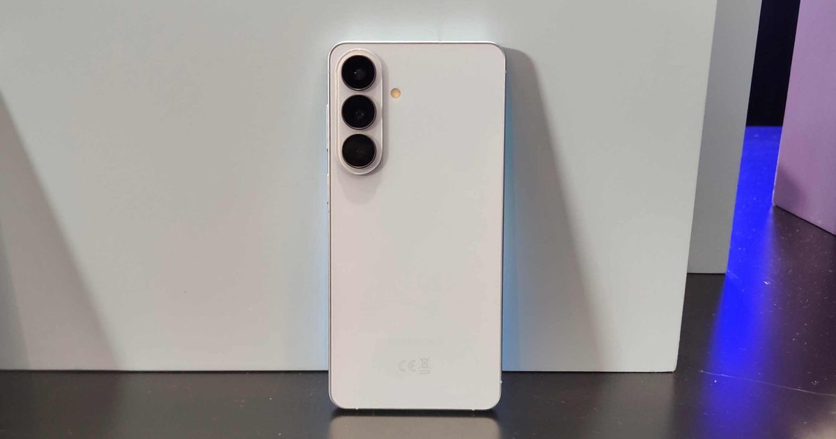 Samsung may give the Galaxy S27 and S27+ a long-overdue zoom upgrade