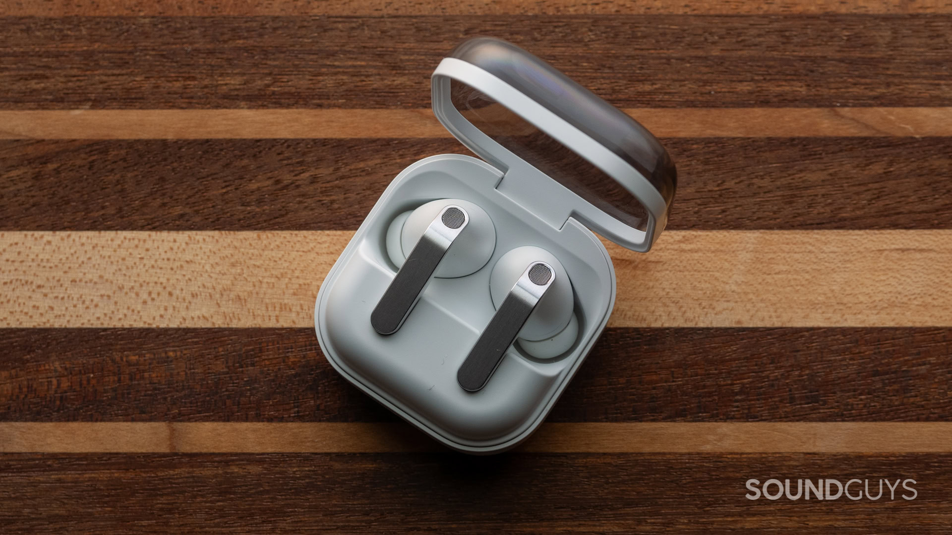 Your Galaxy Buds will soon double as hearing aids, catching up to AirPods Pro