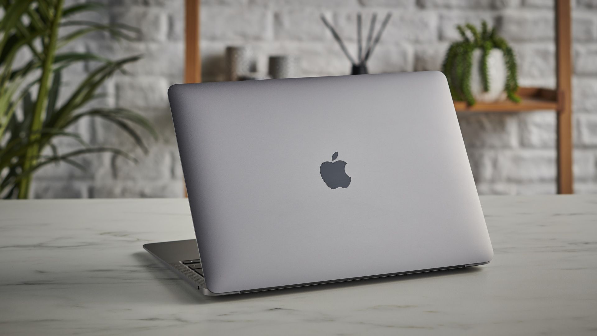 College students — buying ‘pre-loved’ Apple tech could save you hundreds on your next MacBook or iPad