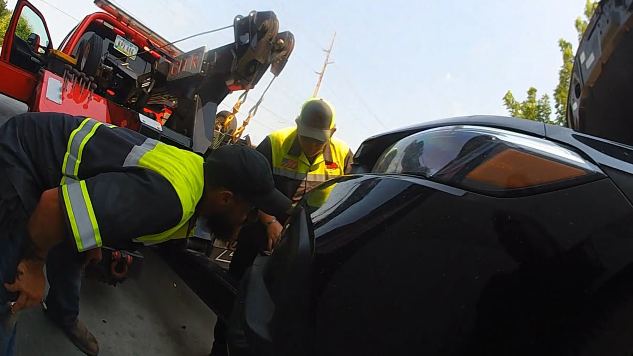 Tow Truck Drivers Dismantle Honda At Drive-Through To Save Trapped Kitten | Carscoops