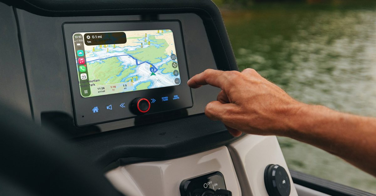 Apple CarPlay expands to select pontoon boats with on-water navigation – 9to5Mac