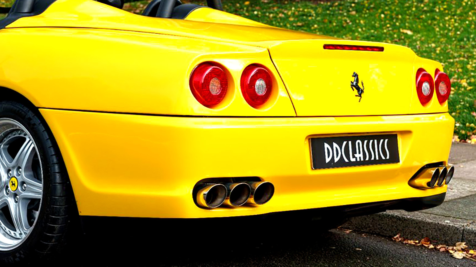 This Ferrari V12 Barchetta Counts To Six Twice, Once In Tailpipes, Once In Gated Gears | Carscoops