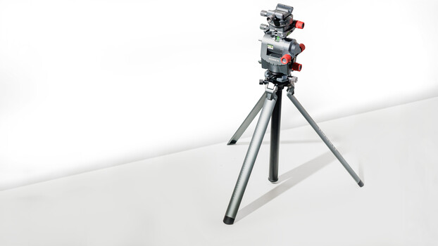 Rogeti C32BK Review: Patented Low-Angle Solution | Fstoppers