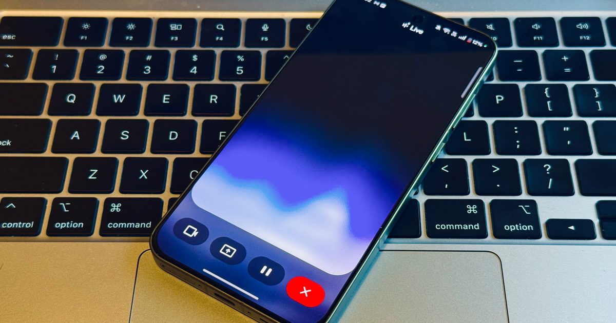 Google gives Gemini Live its own Deep Research upgrade