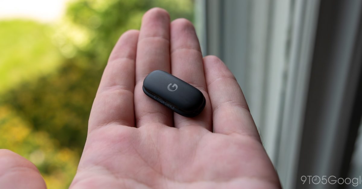 People are sticking the Fitbit Air to their bodies, literally, and it works [Gallery]