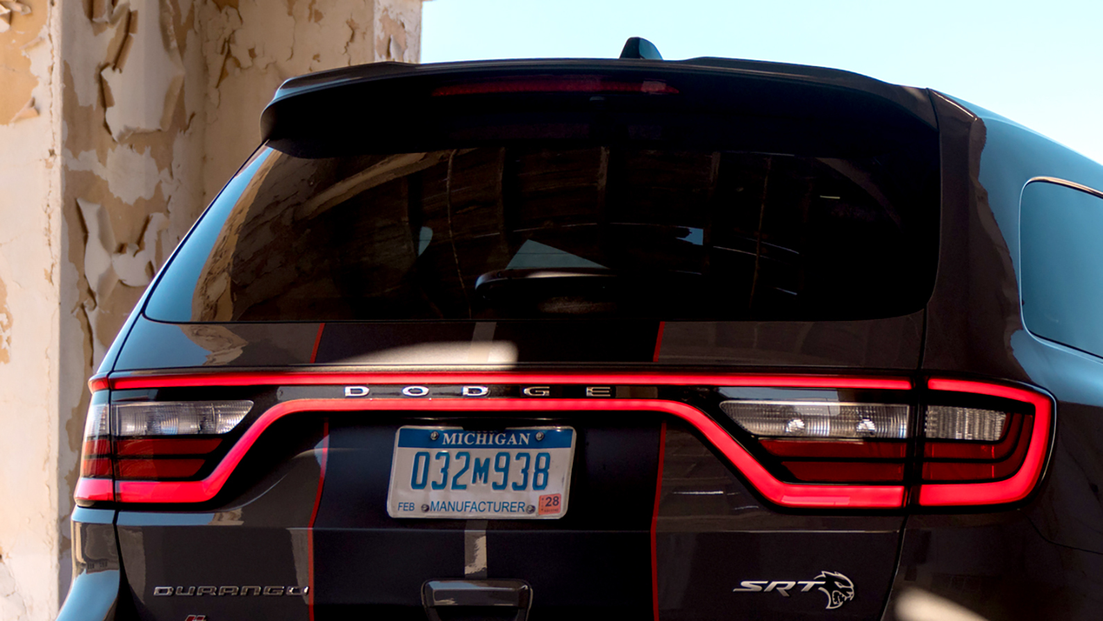 Two Recalls Later, The Dodge Durango’s Spoiler Still Won’t Stay Down | Carscoops