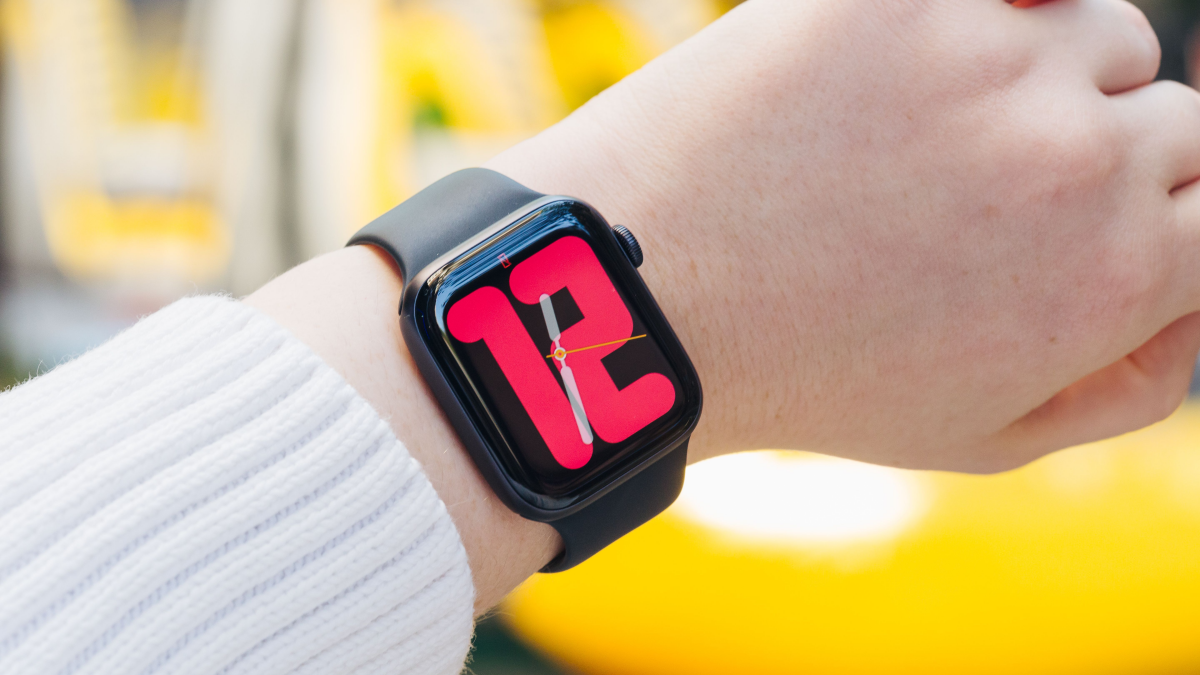 Pew study finds fitness tracking is linked to education and wealth