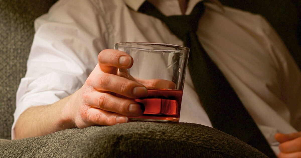 Men cope with loneliness in a strikingly different way to women