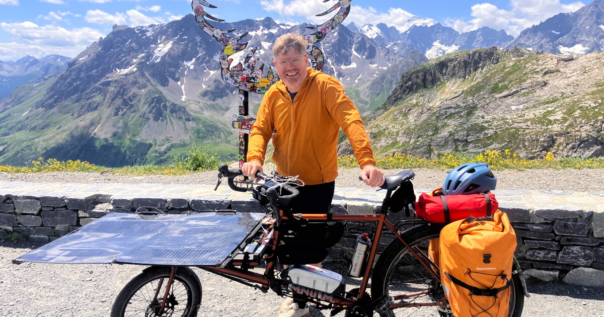 Man builds solar e-bike to cross the Alps – France-to-China up next
