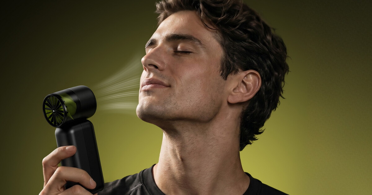 This portable fan cools you down in more ways than one