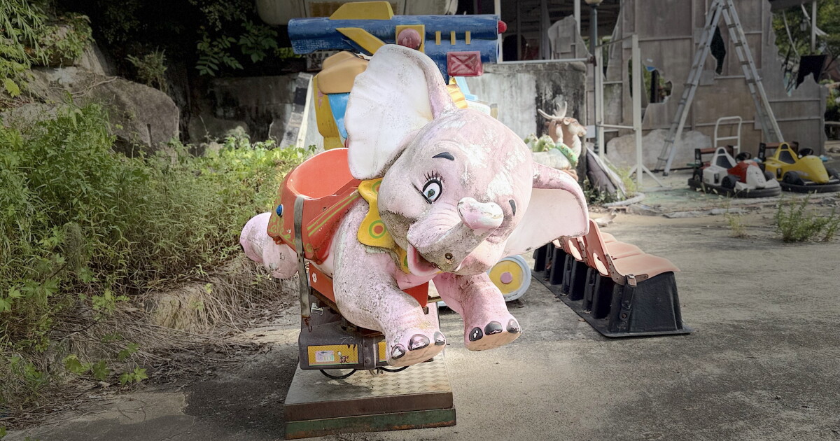 Gallery: This abandoned 1980s theme park in Korea finds a strange new life