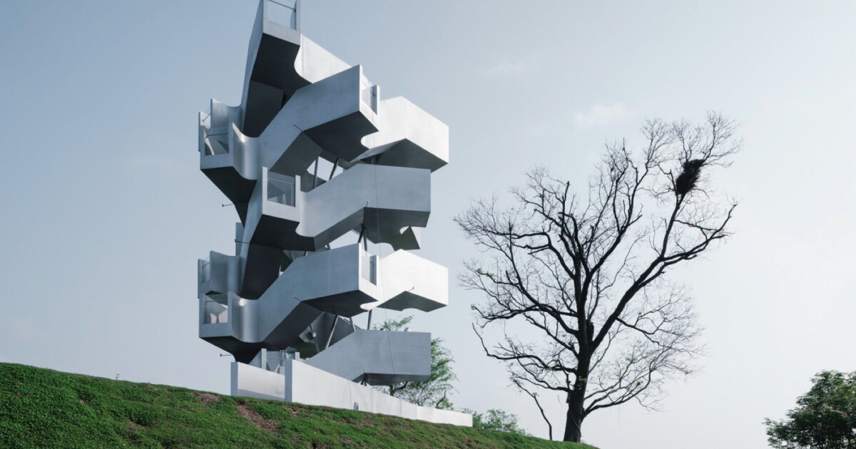 Dramatic double-helix steel tower turns bird-watching into walkable art
