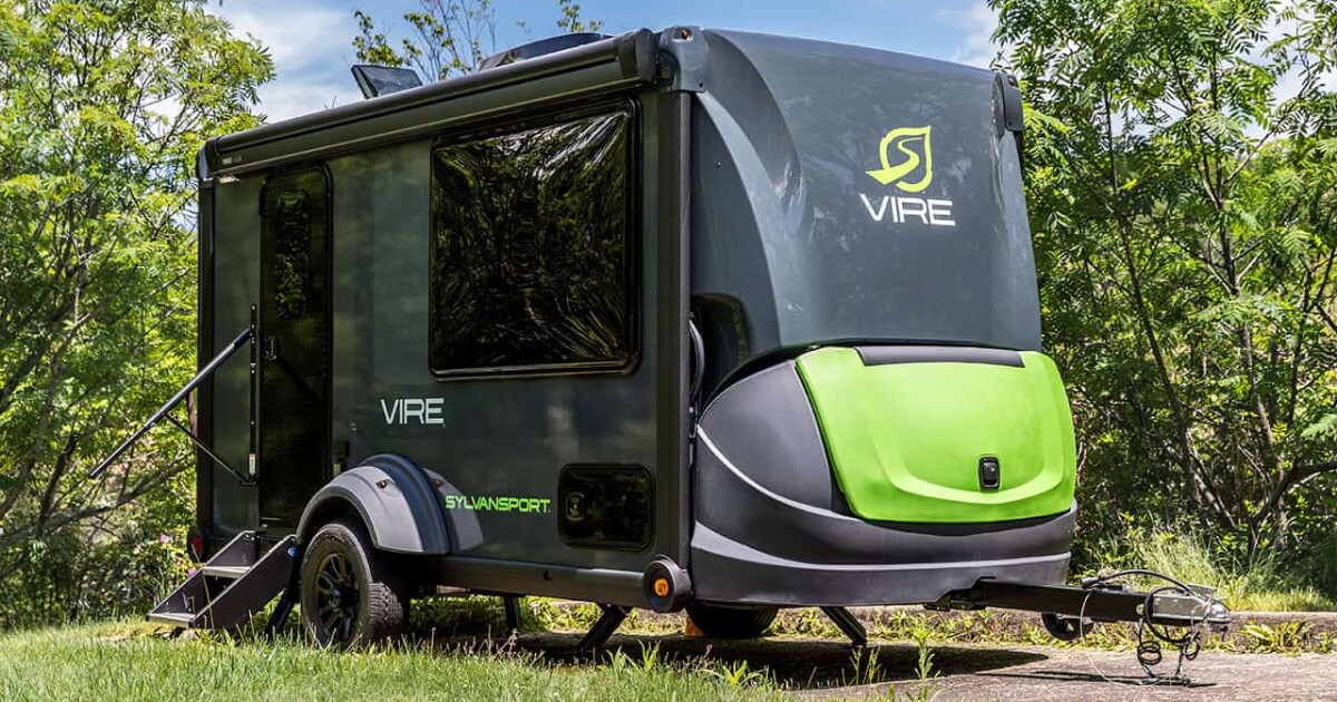 Cubic camper trailer gets vertical to maximize post-adventure living
