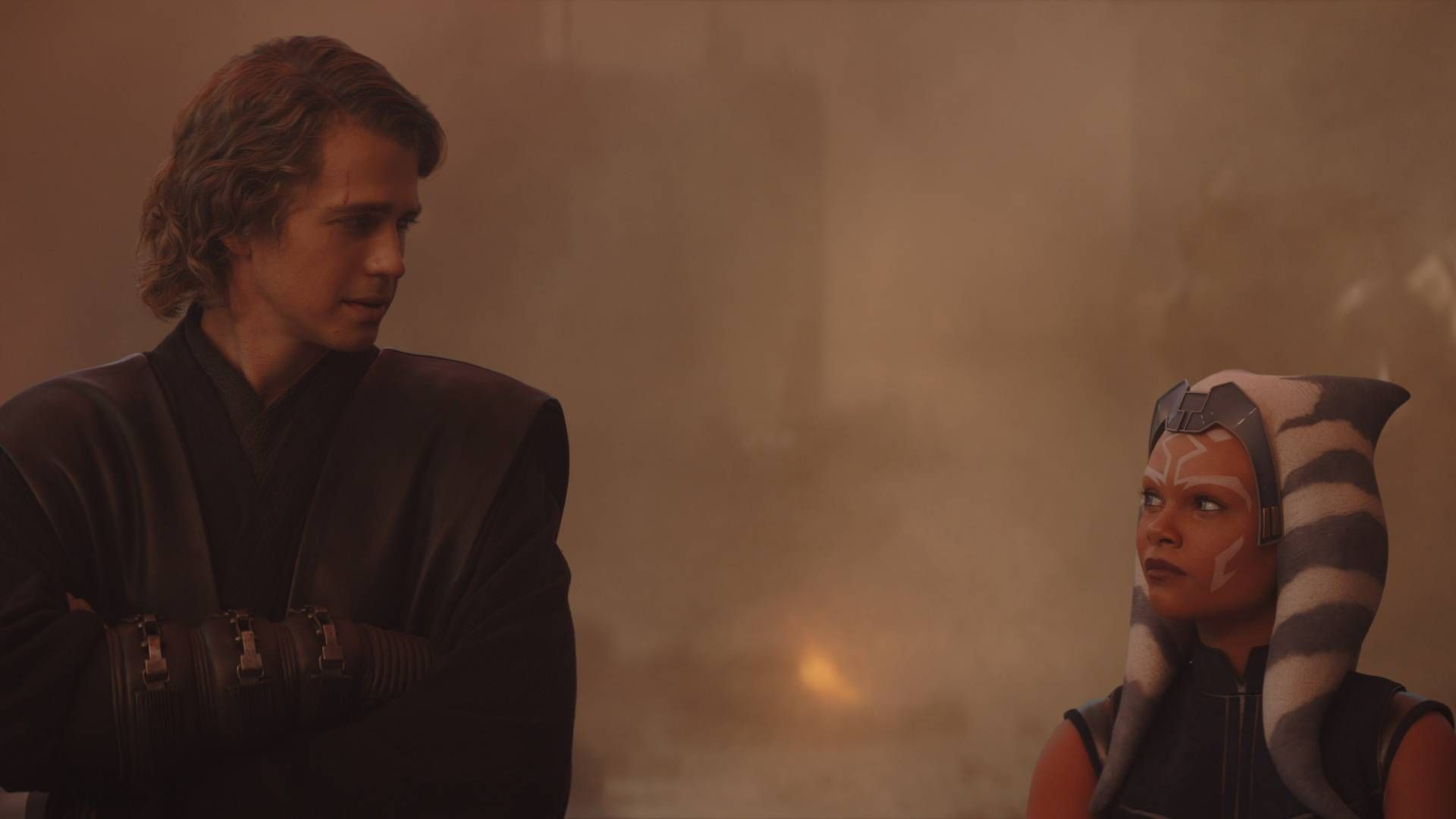 Hayden Christensen wants to get the Star Wars prequel band “back together” and make a live-action Clone Wars show with Natalie Portman and Samuel L. Jackson