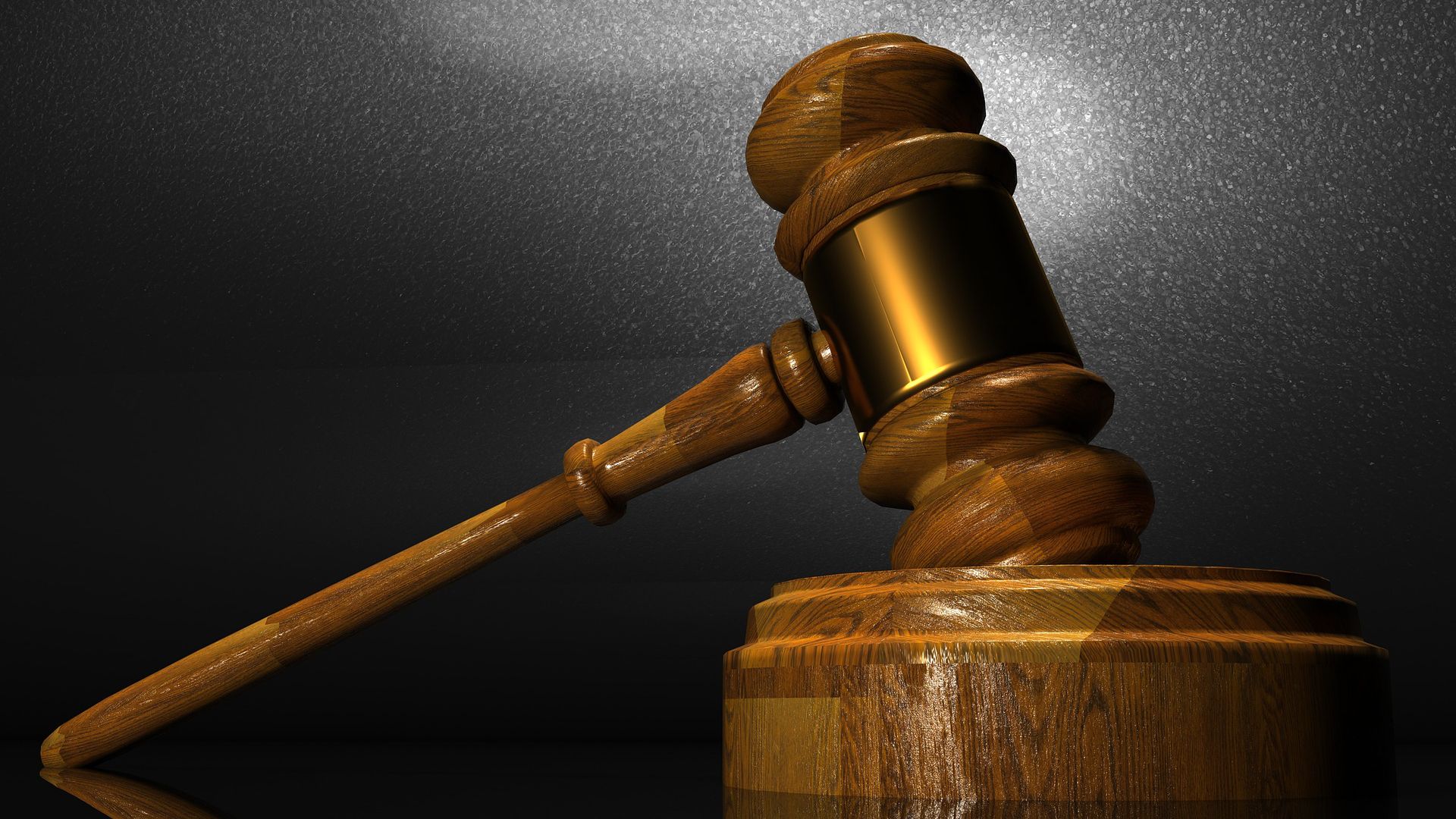 VK turns up the heat on Apple with millions in daily penalties