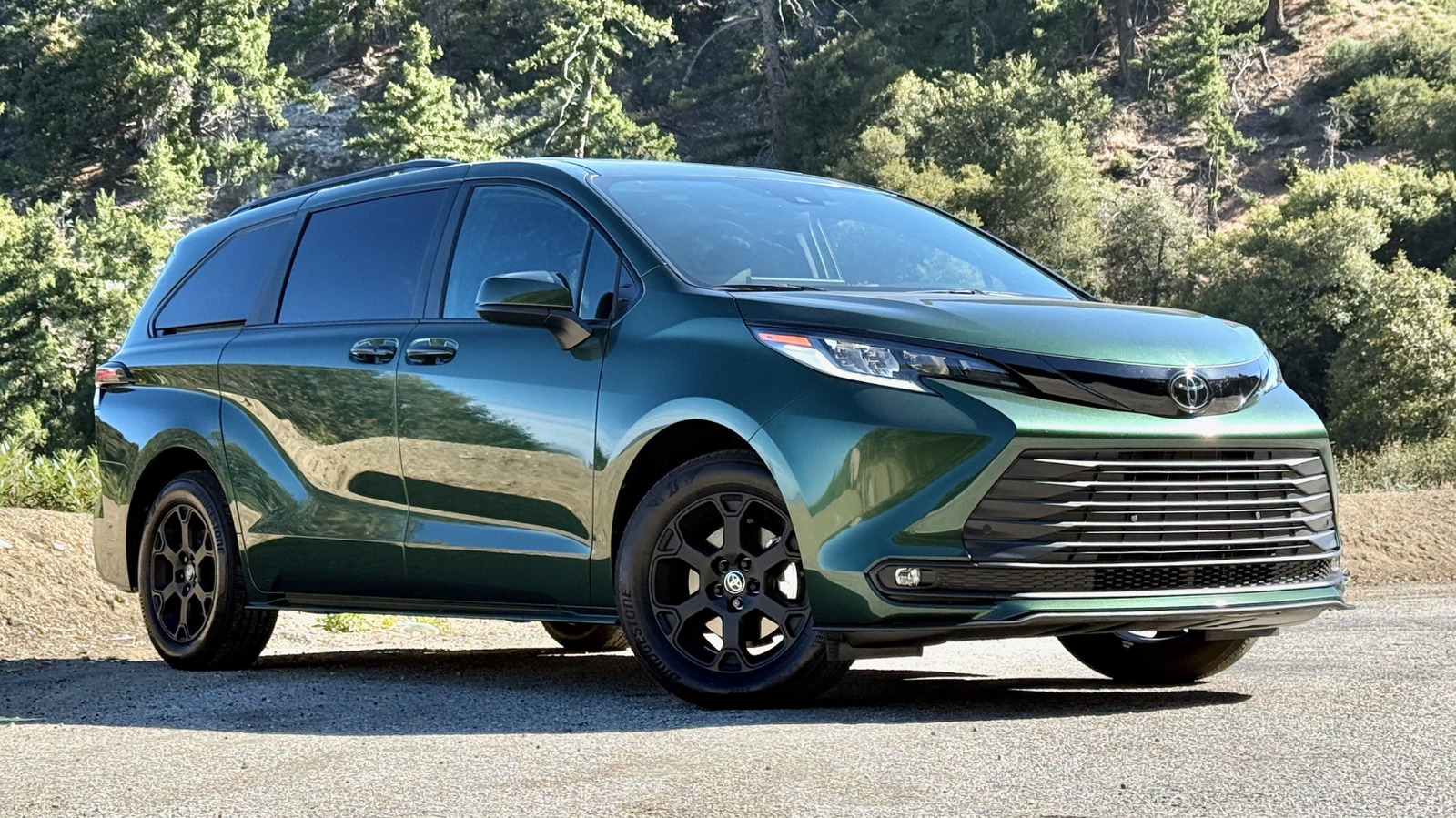 Toyota’s 2026 Sienna Is The Hybrid Minivan To Beat (And This Could Be The Best Trim) – SlashGear