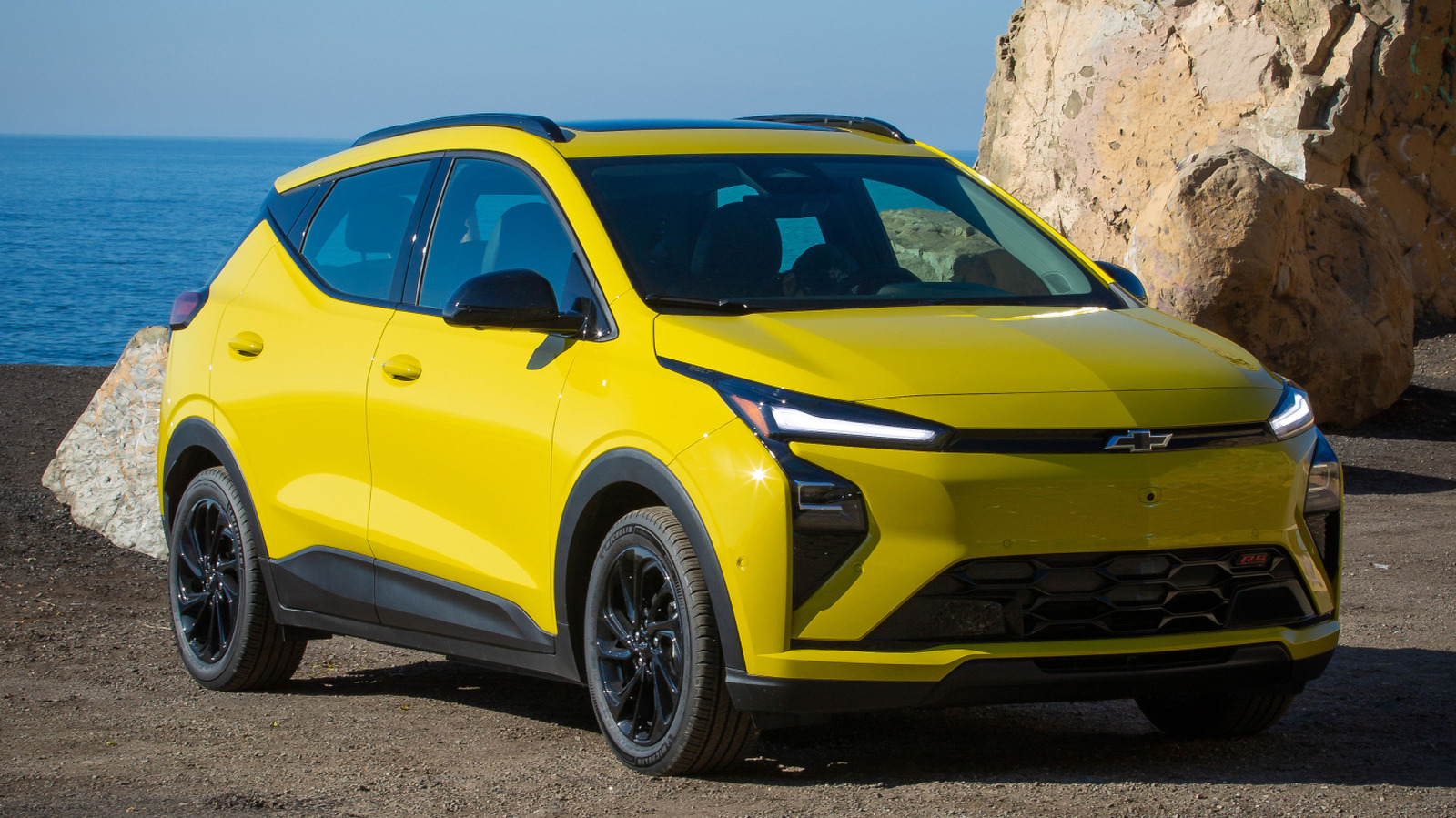 4 EV Alternatives To The Bolt (Which Chevy’s Only Bringing Back For A Limited Time) – SlashGear