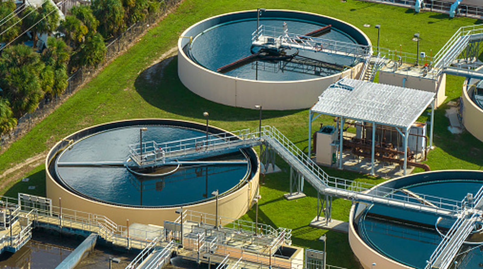 Cyberattacks hit water facilities in seven states across the US – Engadget