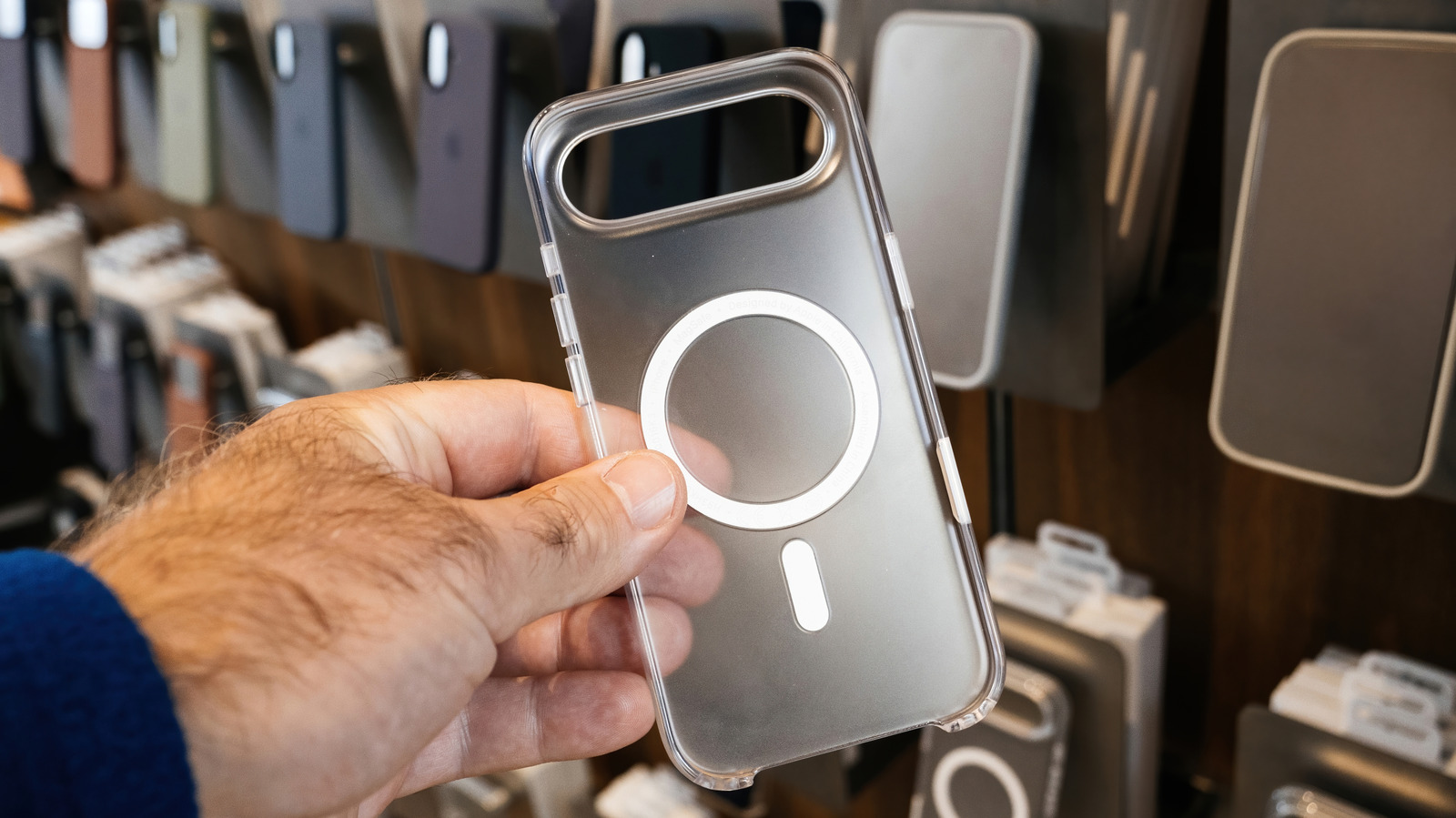 What type of phone case is best for wireless charging? – Engadget
