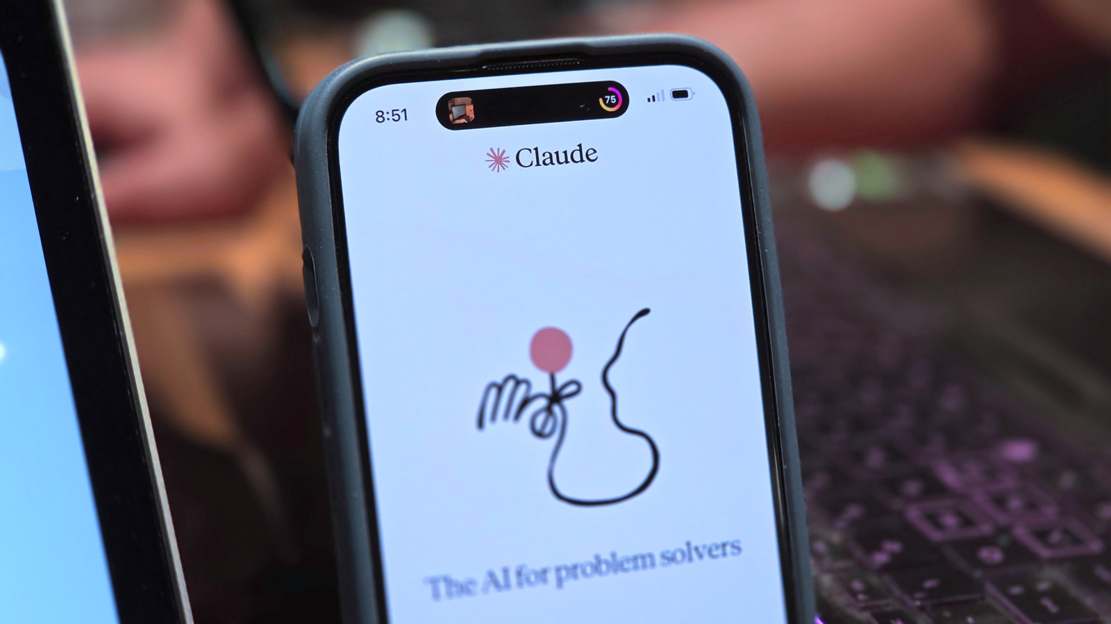 Claude Voice Mode Update Finally Fixes Users’ Biggest Complaint – SlashGear