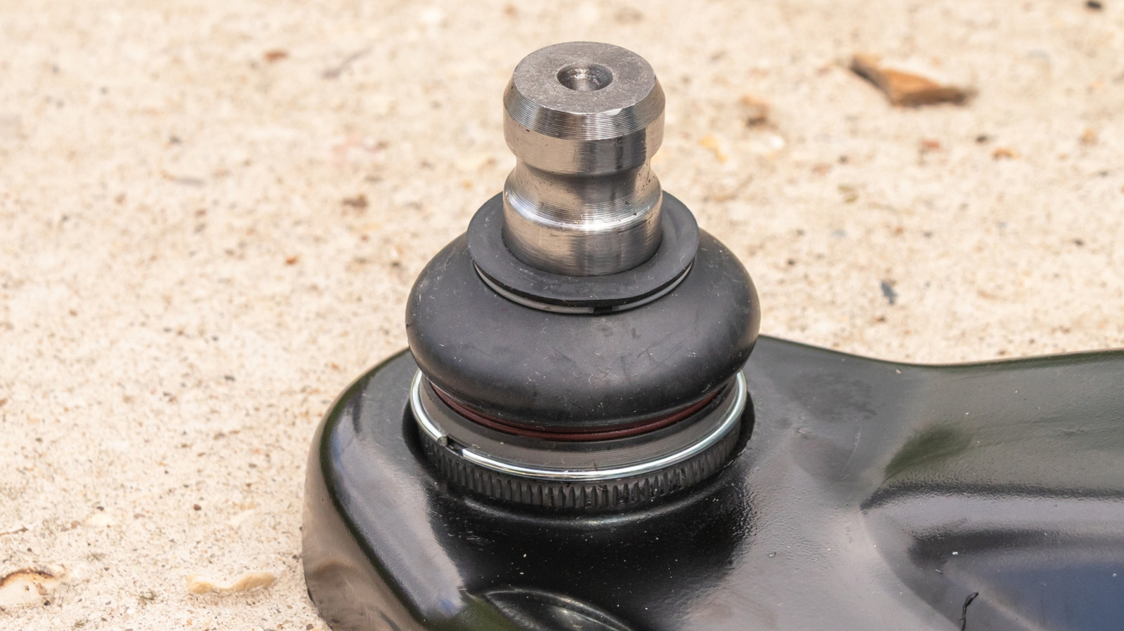 How Long Do Ball Joints Last And How Can You Tell When They’re Going Bad? – SlashGear