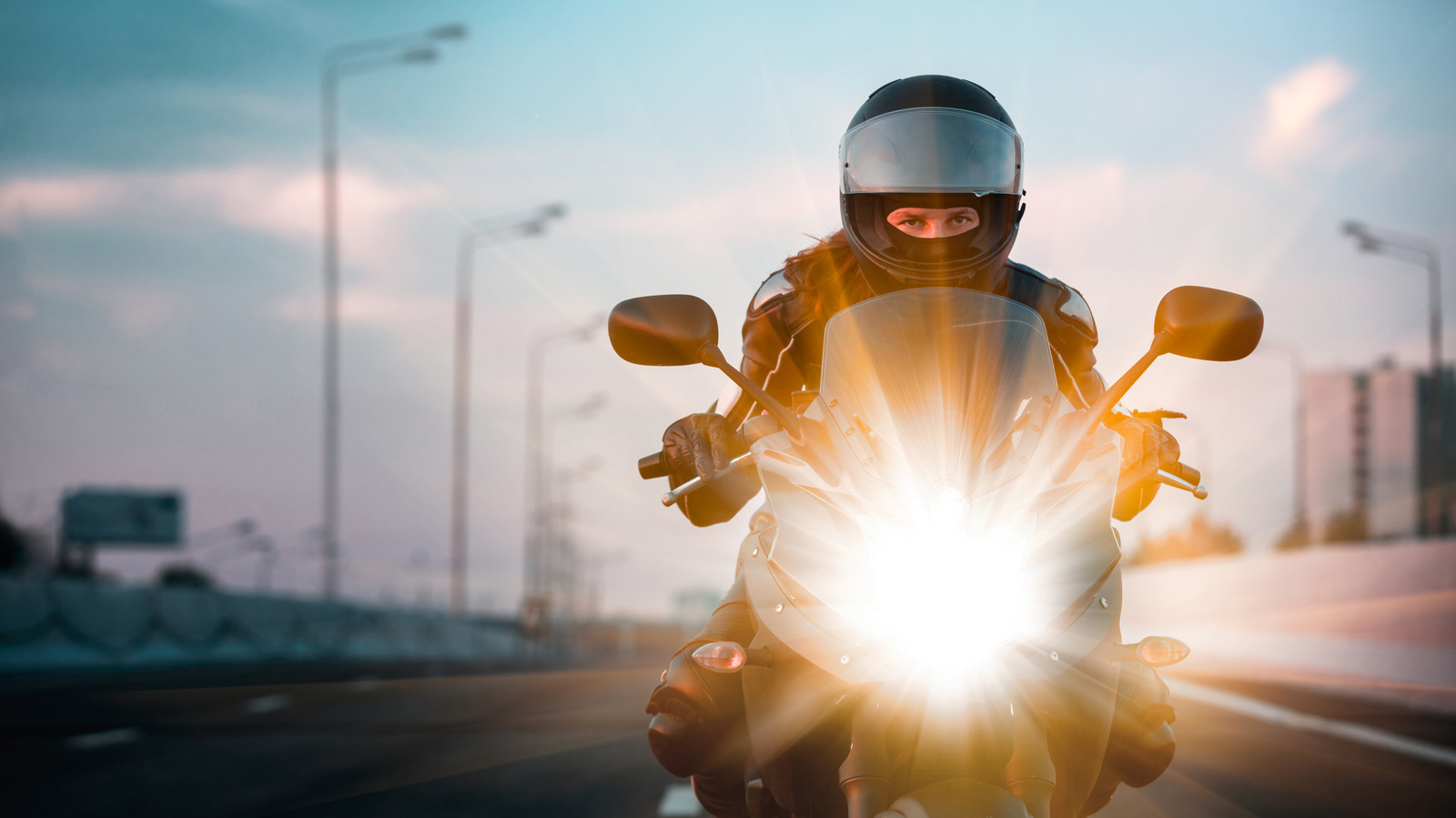 Why Do Some States Require Seat Belts But Not Motorcycle Helmets? – SlashGear