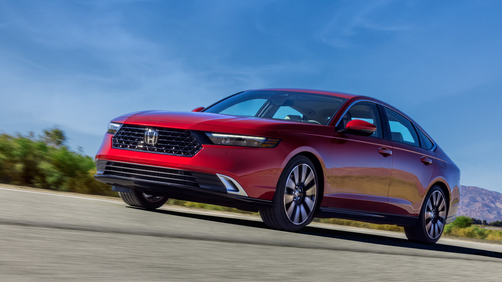 Toyota Camry Vs. Honda Accord Depreciation: Which Loses More Value After 5 Years? – SlashGear