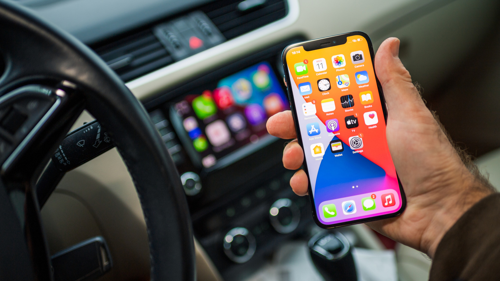 Wired vs. wireless CarPlay: How are they different & which is better to use? – Engadget