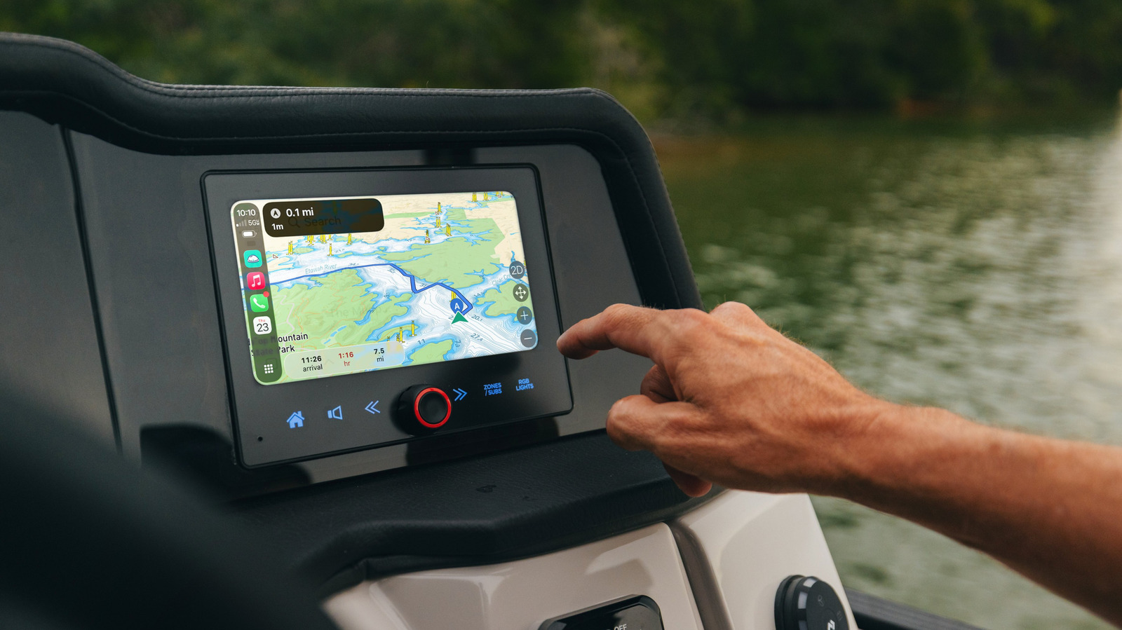 MasterCraft brings CarPlay and Android Auto to its pontoon boats – Engadget