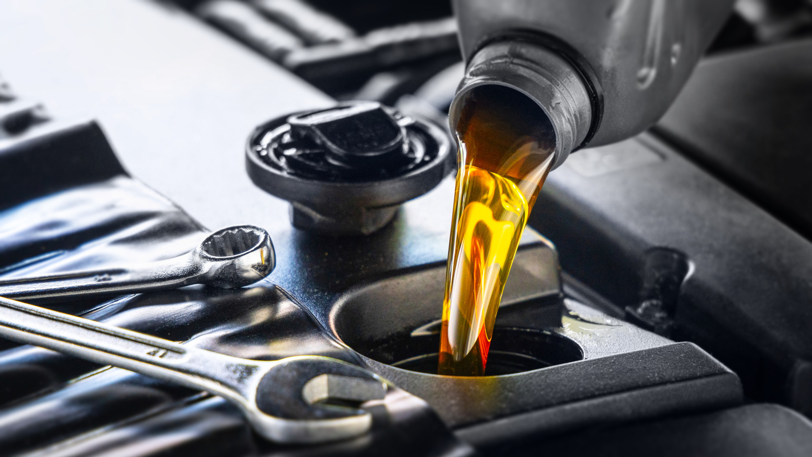 Popular Synthetic Oil Brands Ranked Worst To Best – SlashGear