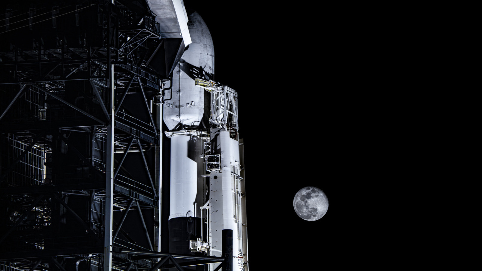 SpaceX’s wandering Falcon 9 rocket has crashed into the moon – Engadget