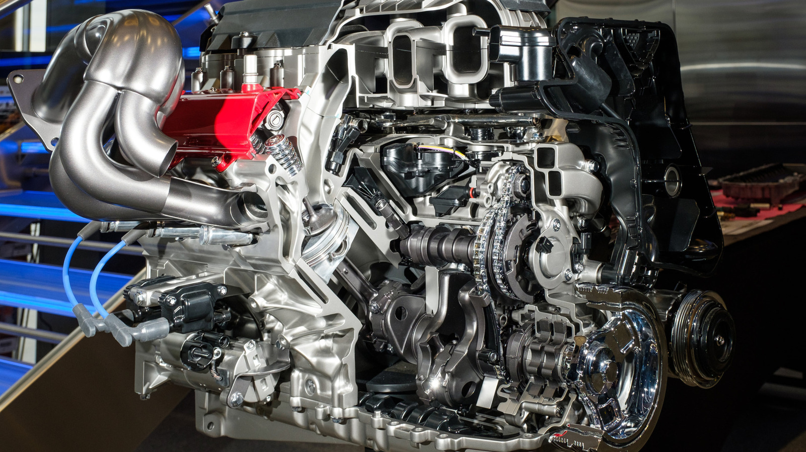 Why Do Engine Blocks Have Water Jackets? Here’s What They Do – SlashGear