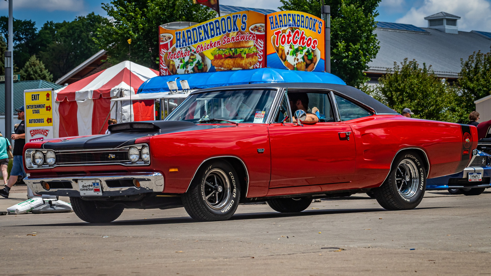 Which Classic Mopar Was Called The ‘Blue Collar’ Muscle Car And What Made It So Special? – SlashGear