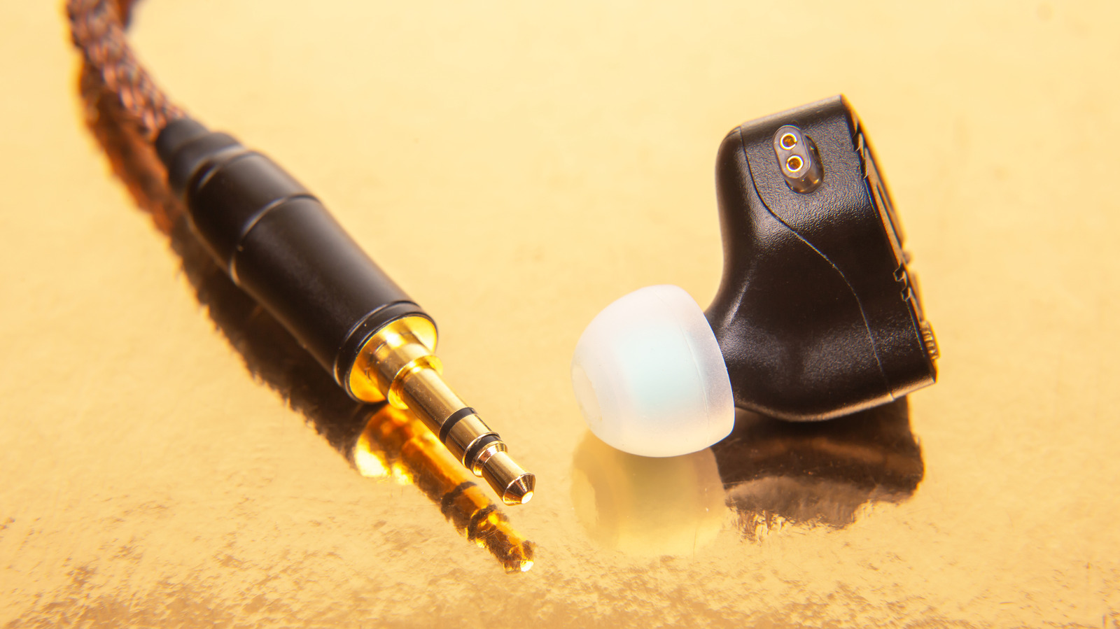 Expensive earbuds: When and why it’s worth paying more – Engadget