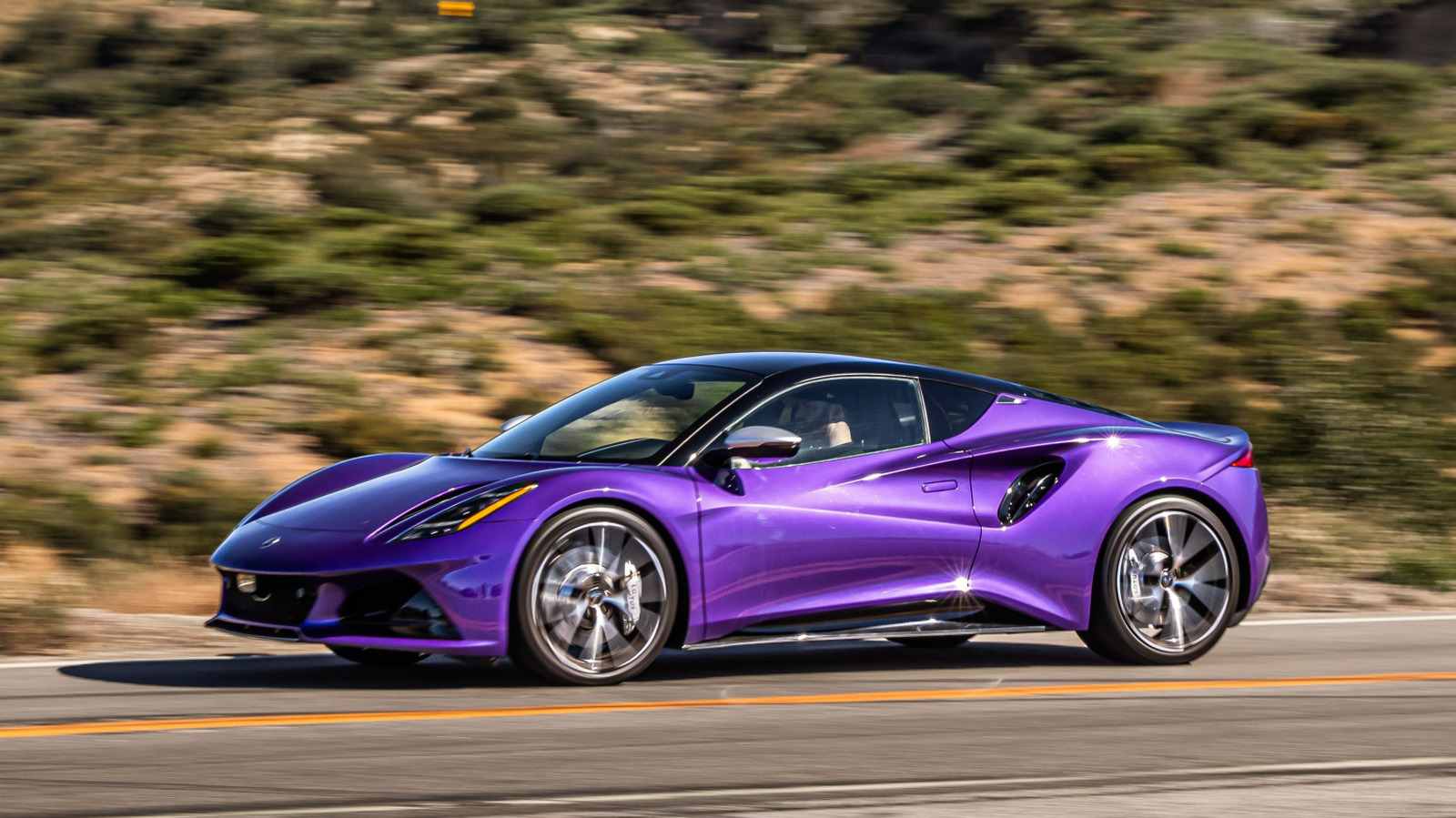 Lotus’ Emira V6 Is Pricey And Not Even The Most Powerful Model, But That Doesn’t Matter – SlashGear