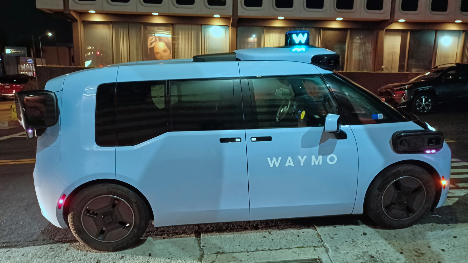 Waymo receives permission to offer rides in Sacramento and San Diego – Engadget